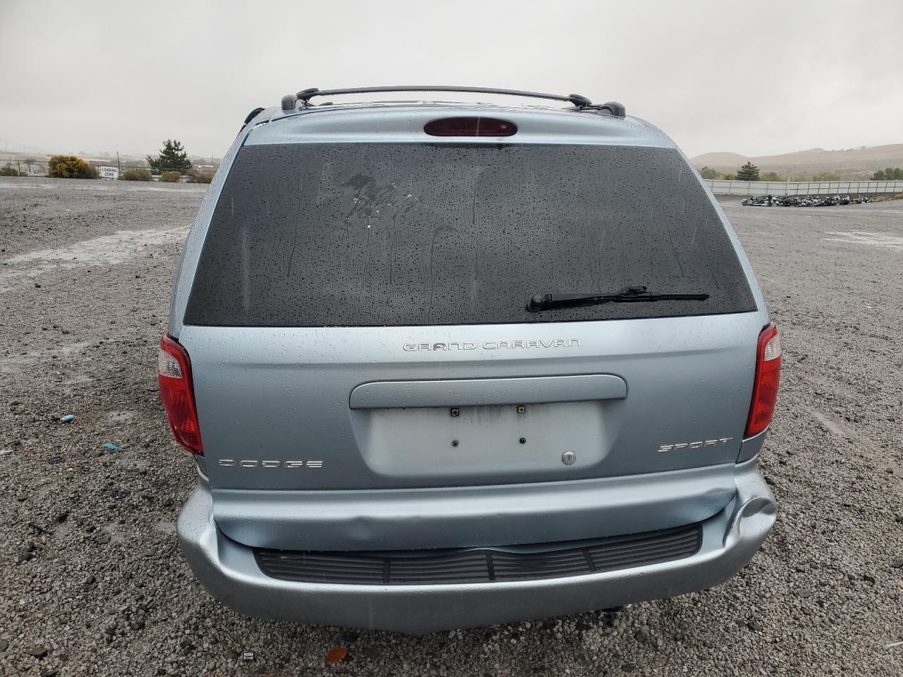 2003 Dodge Grand Caravan Sport VIN: 2D4GP44L03R235520 Lot: 81857745
