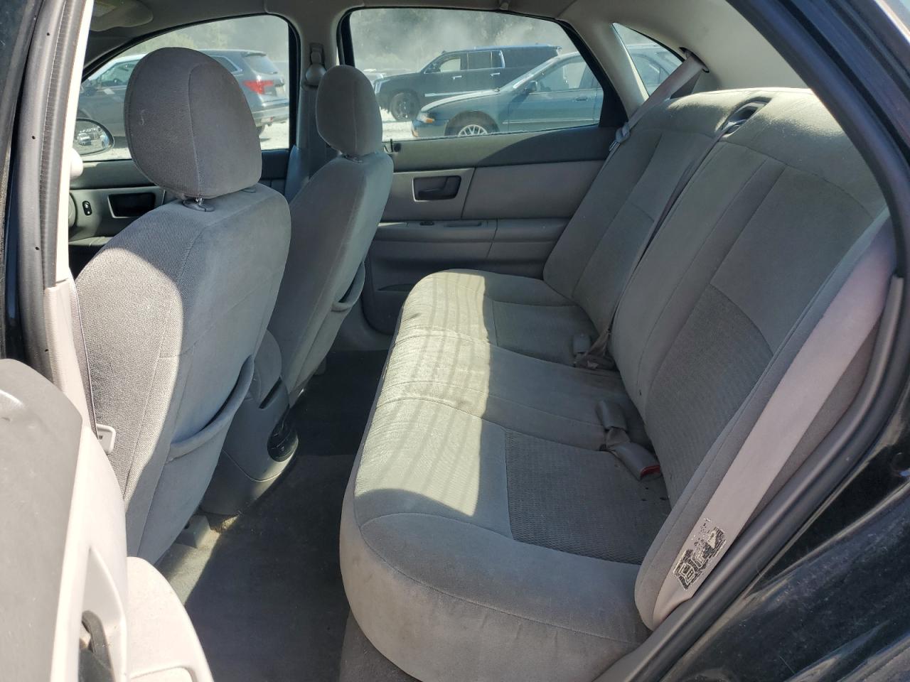 2003 Ford Taurus Se VIN: 1FAFP53U93G179724 Lot: 84913265