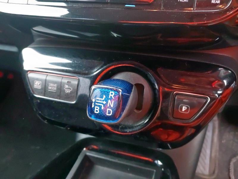 2018 TOYOTA PRIUS HYBRID 