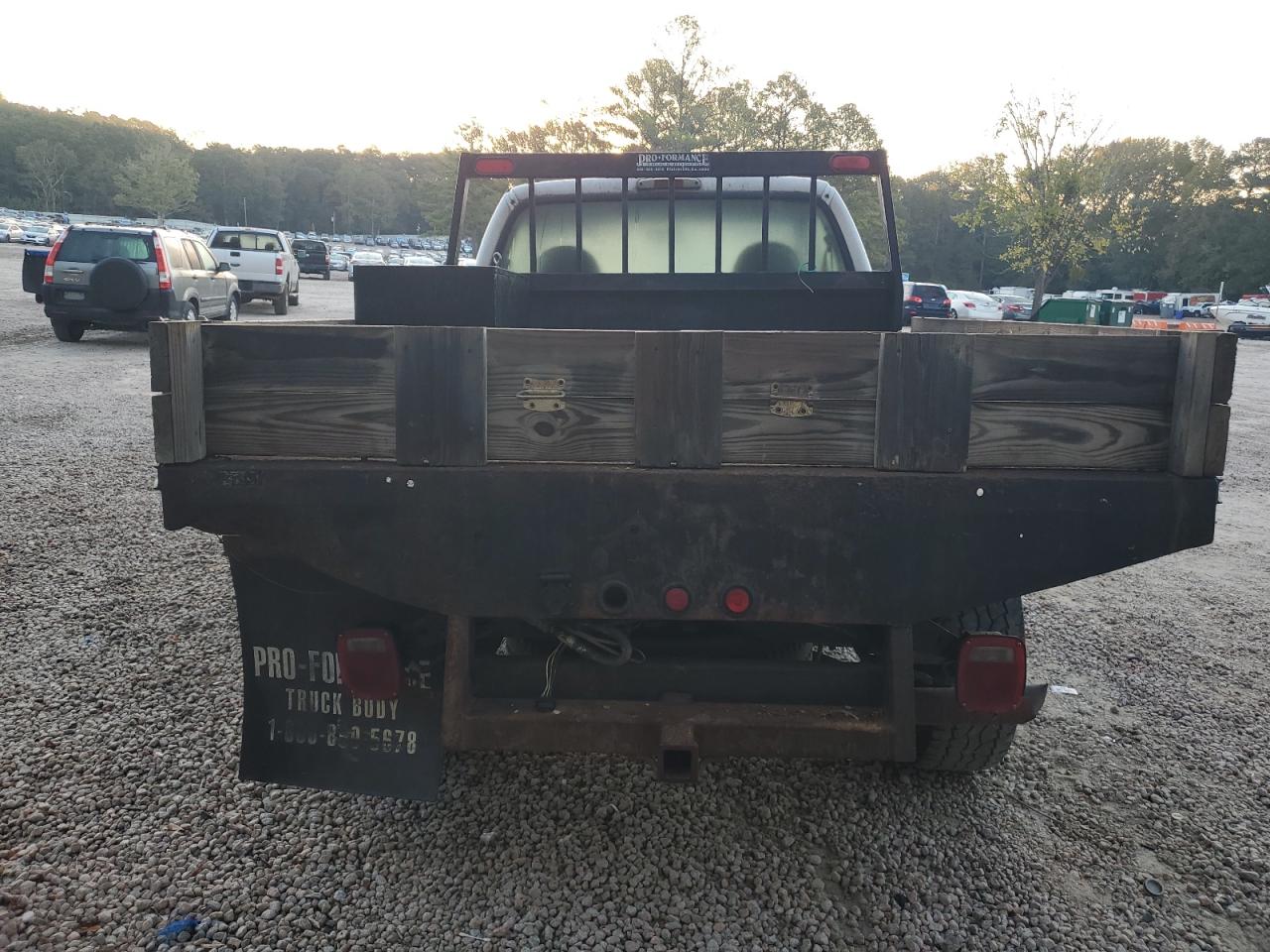 2002 Ford F250 Super Duty VIN: 1FTNF21F32EA92309 Lot: 81943855