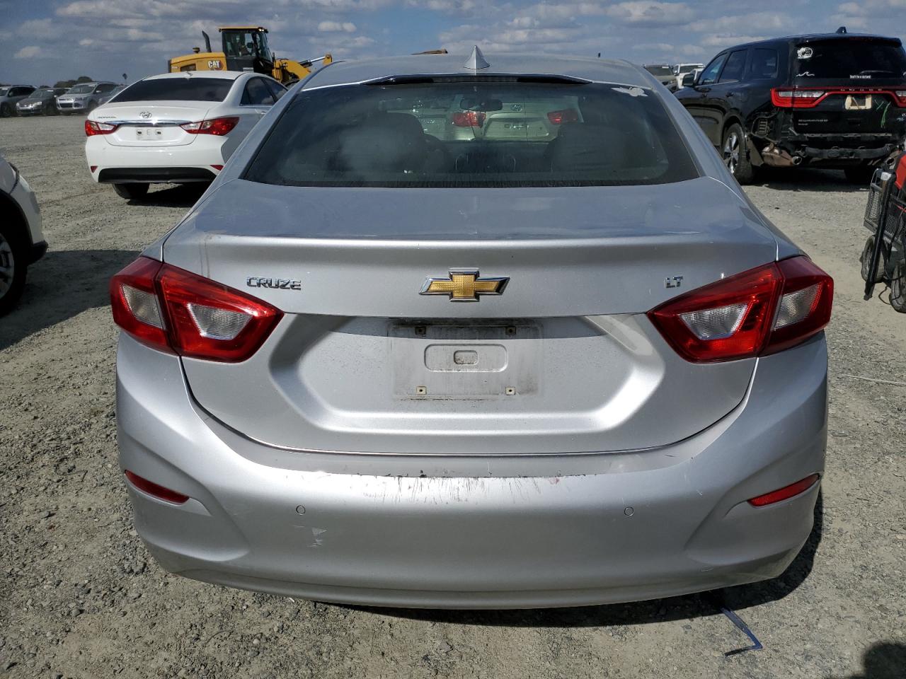 2019 Chevrolet Cruze Lt VIN: 1G1BE5SM4K7129644 Lot: 85889375
