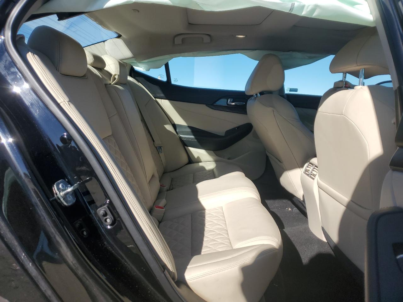 2017 Nissan Maxima 3.5S VIN: 1N4AA6APXHC388094 Lot: 82588035
