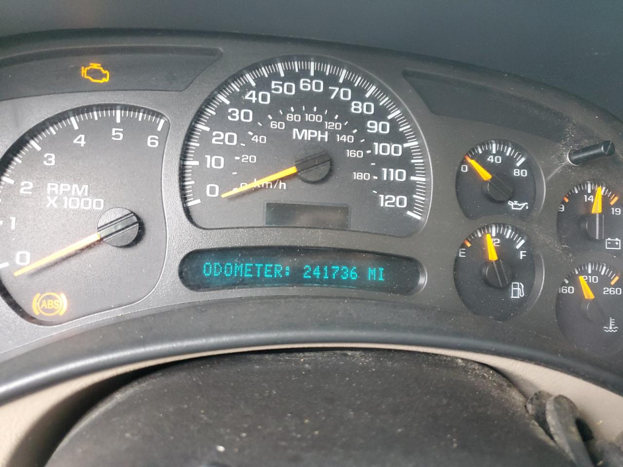 2003 Chevrolet Tahoe C1500 VIN: 1GNEC13Z63R148013 Lot: 82631355