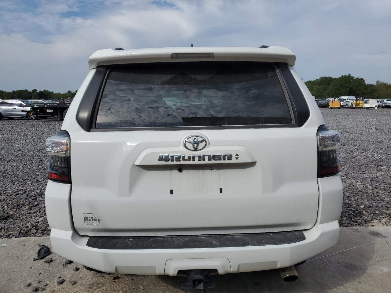 2021 Toyota 4Runner Sr5/Sr5 Premium VIN: JTENU5JRXM5842353 Lot: 81839045