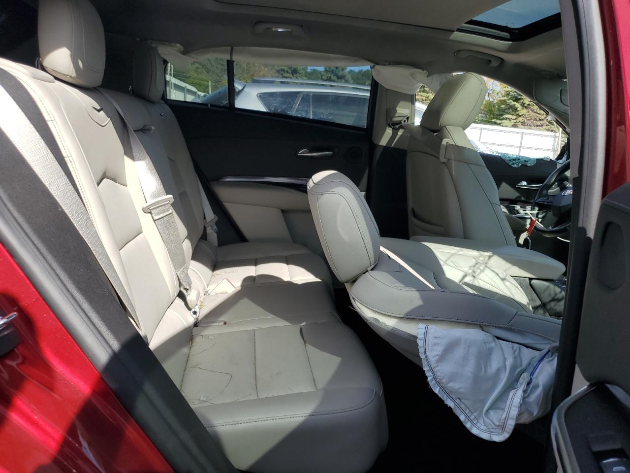 2019 Cadillac Xt4 Luxury VIN: 1GYFZBR43KF103165 Lot: 85182155