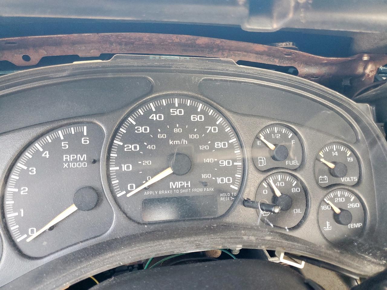 2000 Chevrolet Silverado C1500 VIN: 2GCEC19V2Y1394456 Lot: 86171675