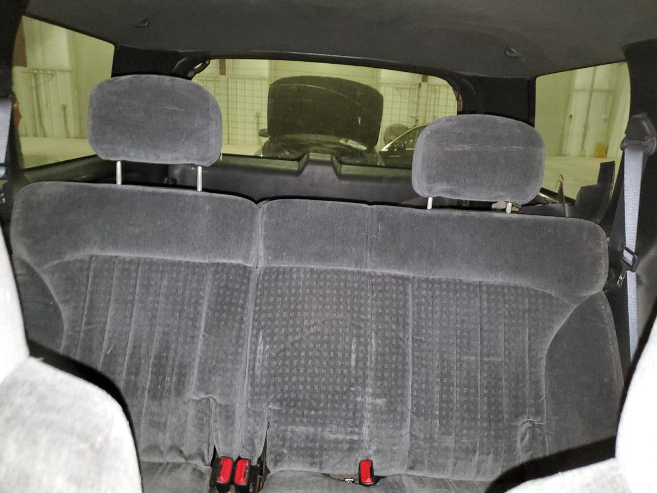 2000 Chevrolet Blazer VIN: 1GNDT13W8Y2211341 Lot: 85575815