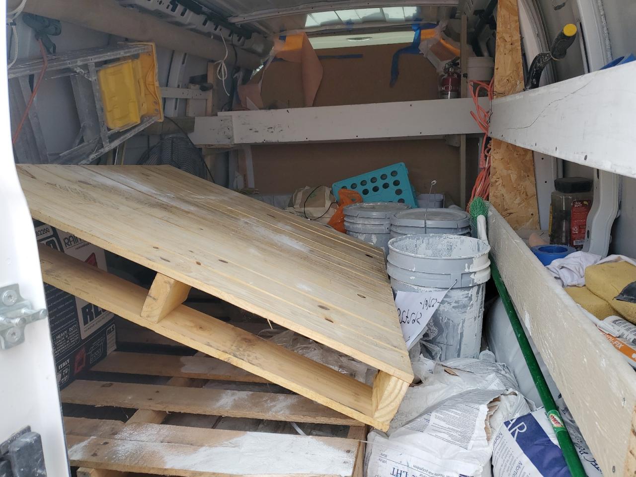 2025 GMC Savana G2500 Delivery Van VIN: 1GTW7AFP8S1210598 Lot: 89934755