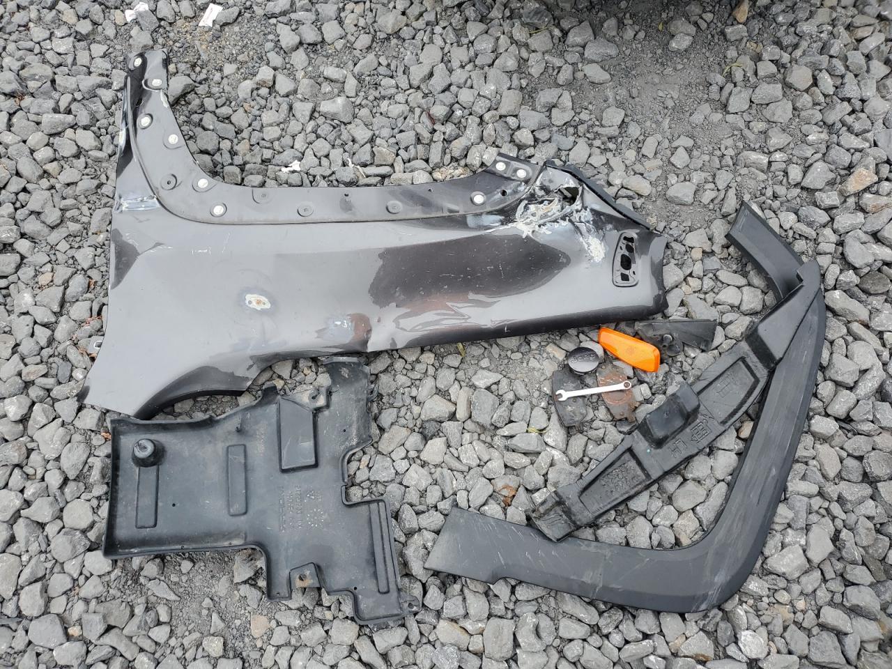 2016 Jeep Renegade Sport VIN: ZACCJBAT7GPD13940 Lot: 81864815