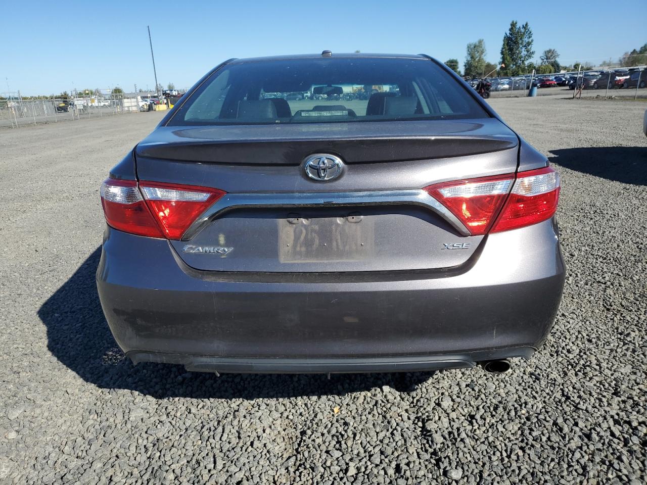 2015 Toyota Camry Le VIN: 4T1BF1FK1FU489186 Lot: 81682015
