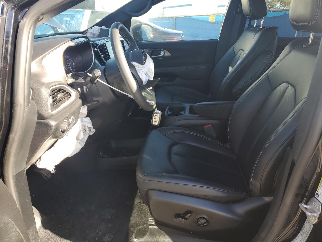 2025 Chrysler Pacifica Select VIN: 2C4RC1BG4SR516708 Lot: 89666685