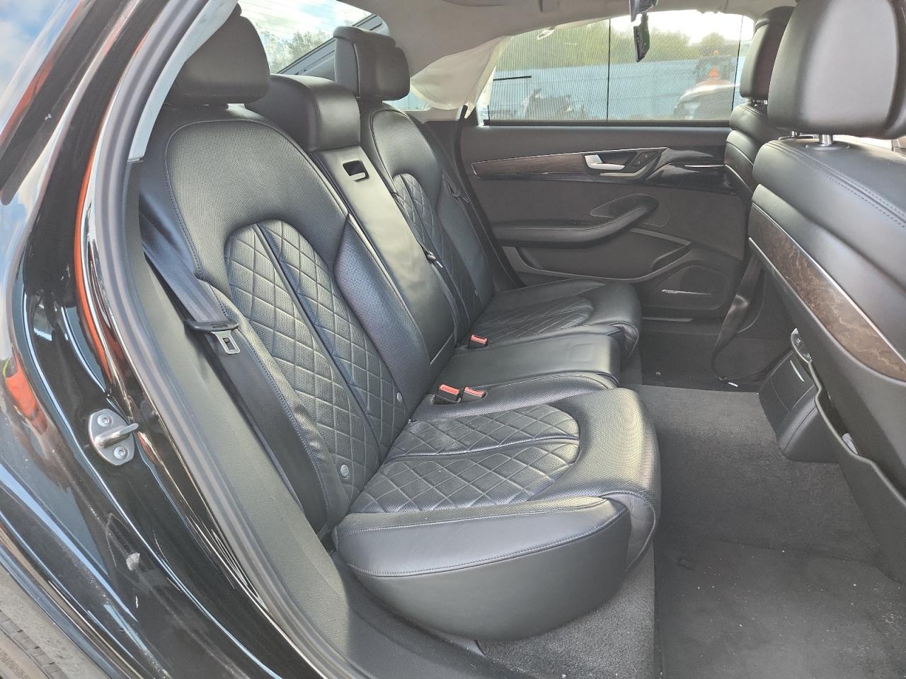 2017 Audi A8 L Quattro VIN: WAU43AFD8HN014510 Lot: 81477255