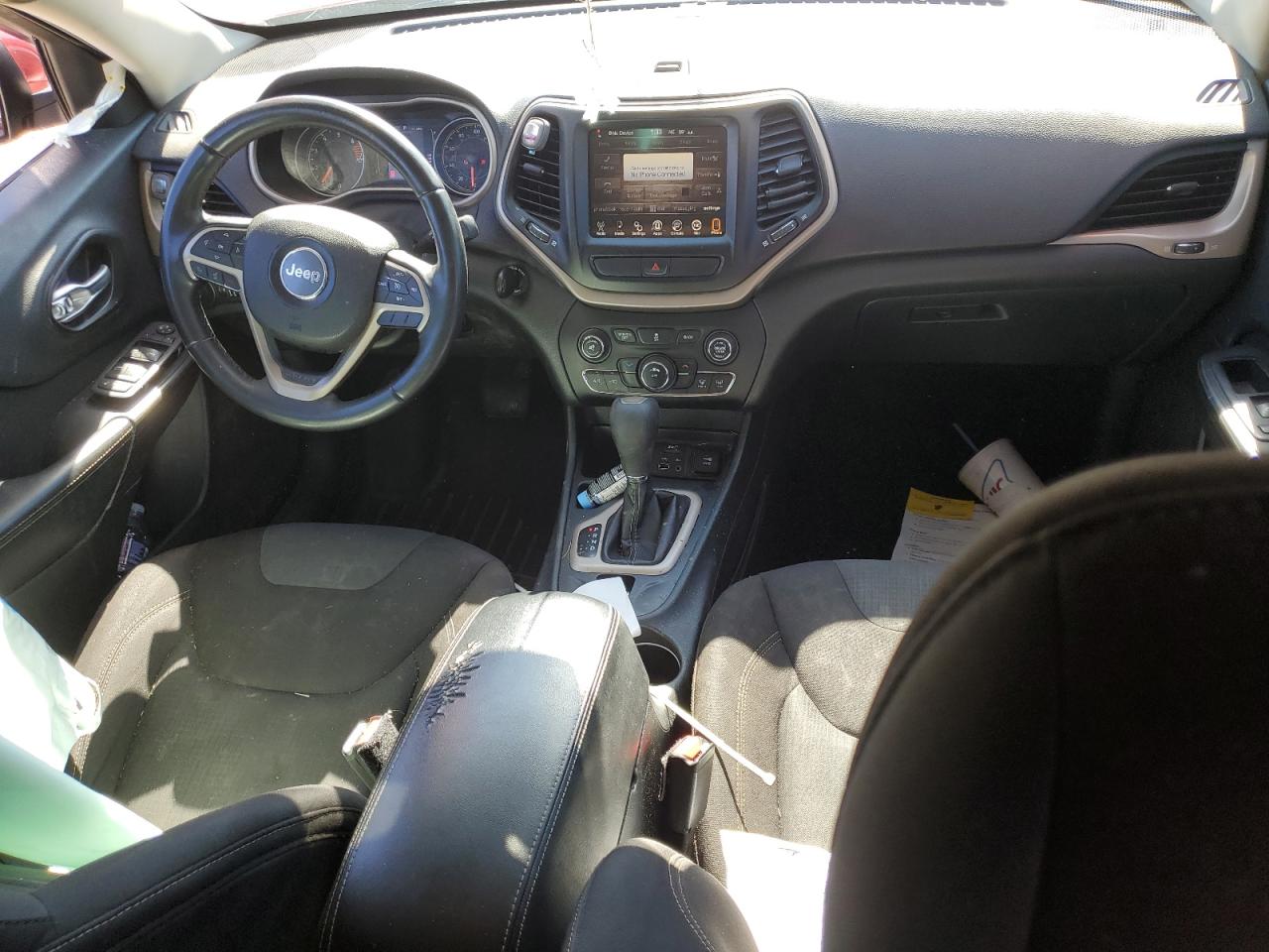 2016 Jeep Cherokee Latitude VIN: 1C4PJLCBXGW106361 Lot: 87110845