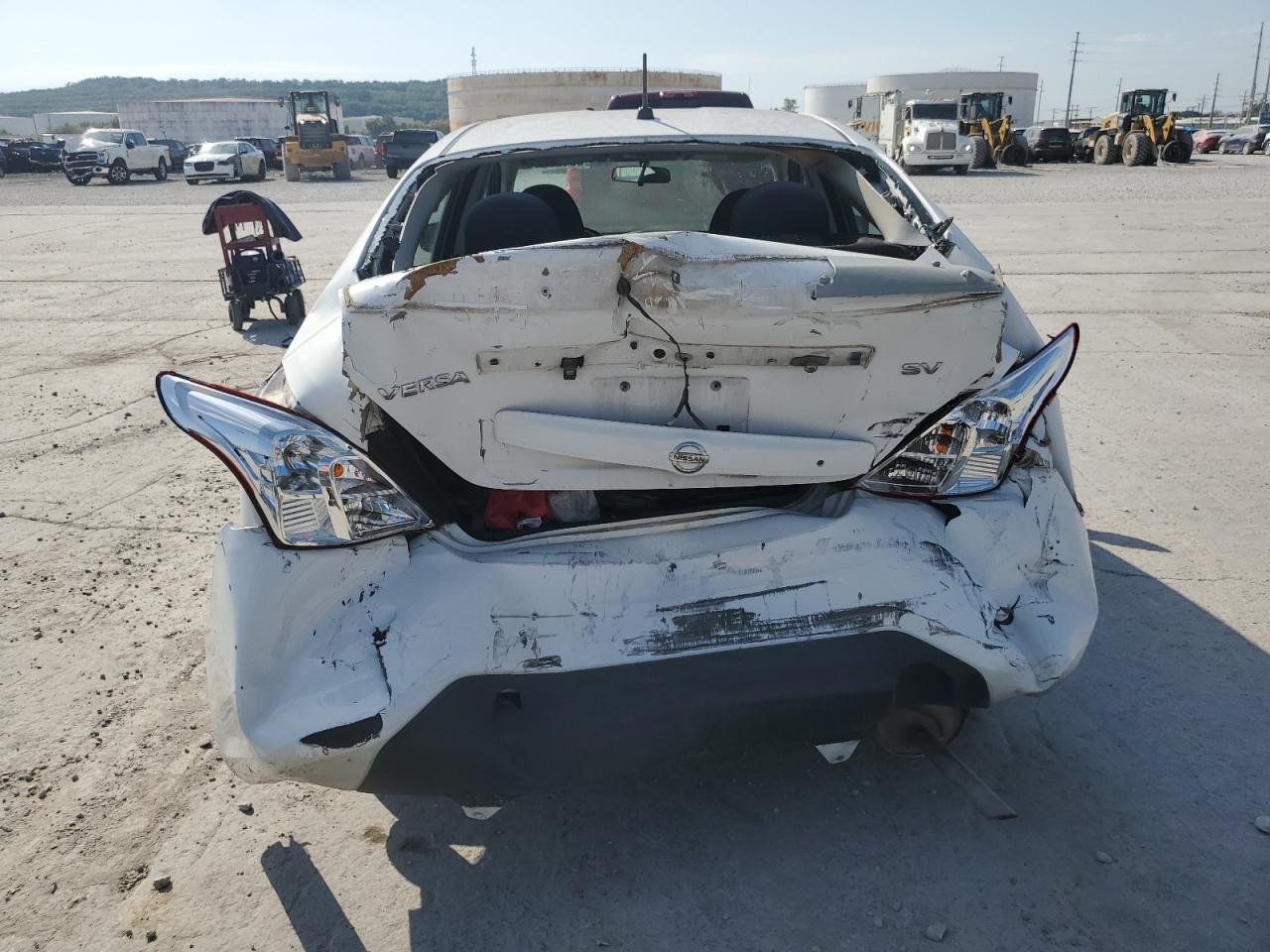 2019 Nissan Versa S VIN: 3N1CN7AP3KL860163 Lot: 85129945