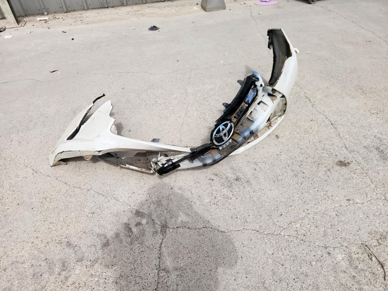 2015 Toyota Camry Le VIN: 4T1BF1FK5FU104549 Lot: 85780905