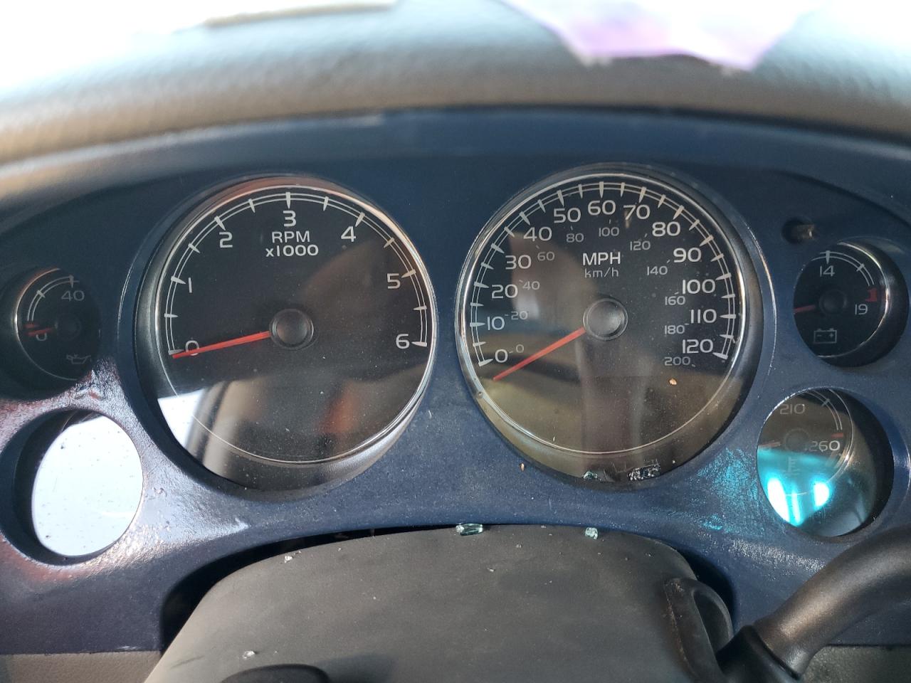 2007 GMC Yukon VIN: 1GKFC13C17R330625 Lot: 82776955