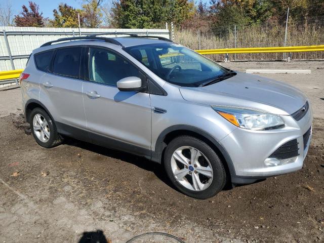 Паркетники FORD ESCAPE 2016 Серебристый