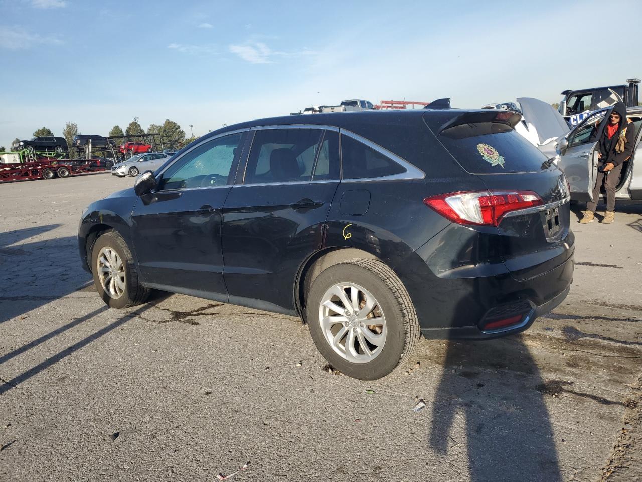 Фото: 5J8TB4H34GL027662