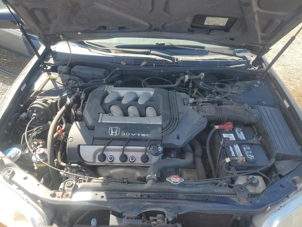 1998 Honda Accord Ex VIN: 1HGCG1657WA030196 Lot: 85301735