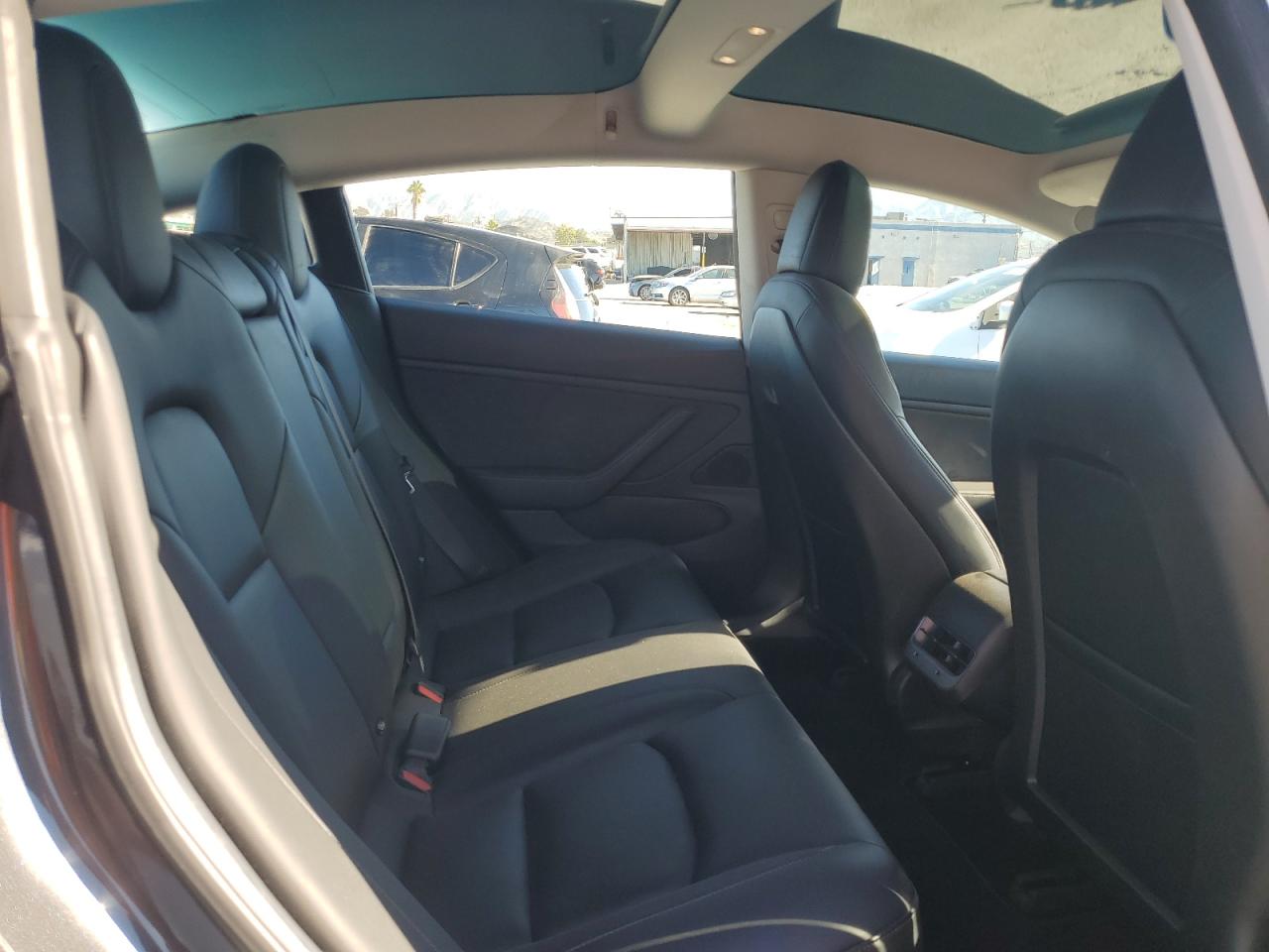 2018 Tesla Model 3 VIN: 5YJ3E1EA9JF021731 Lot: 85206375