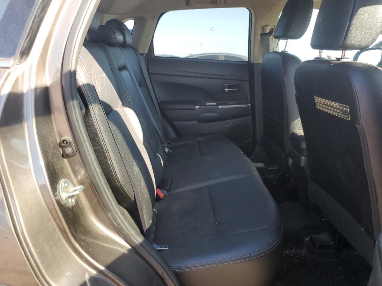 2018 Mitsubishi Outlander Sport Sel VIN: JA4AR4AW1JU018080 Lot: 82235205