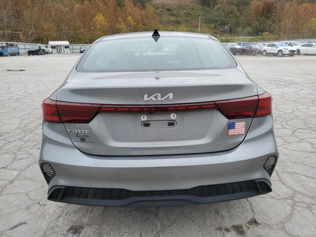 2023 Kia Forte Lx VIN: 3KPF24AD4PE516361 Lot: 89483325