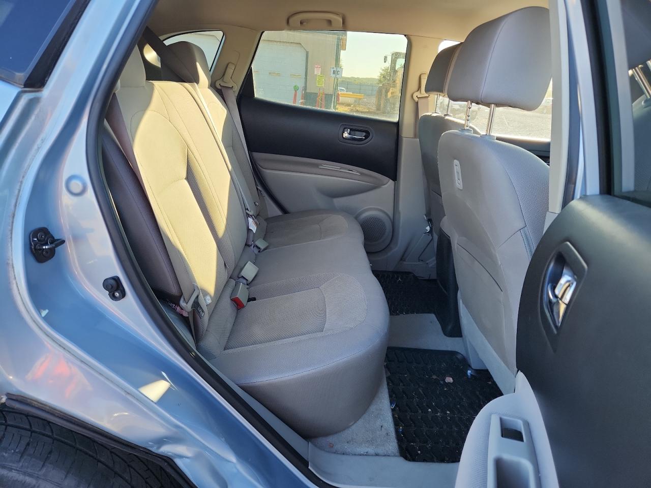 2015 Nissan Rogue Select S VIN: JN8AS5MV6FW256056 Lot: 85679835