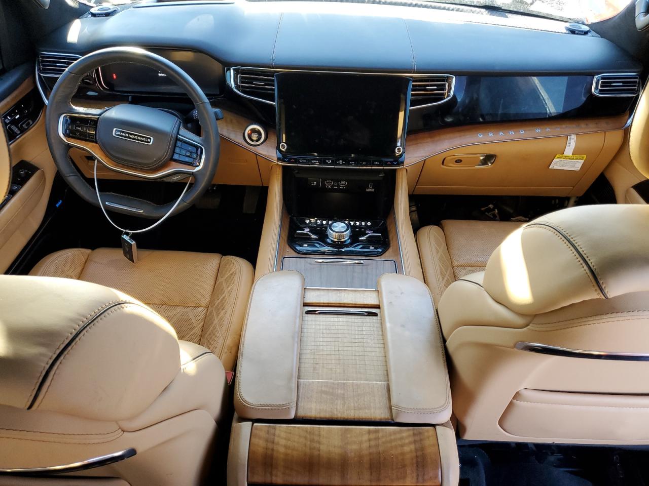 2024 Jeep Grand Wagoneer L Series Iii VIN: 1C4SJSGP5RS105607 Lot: 82311115