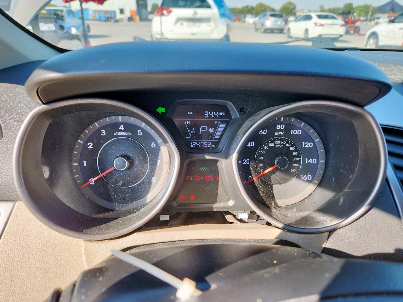 2016 Hyundai Elantra Se VIN: 5NPDH4AE5GH714358 Lot: 84999155