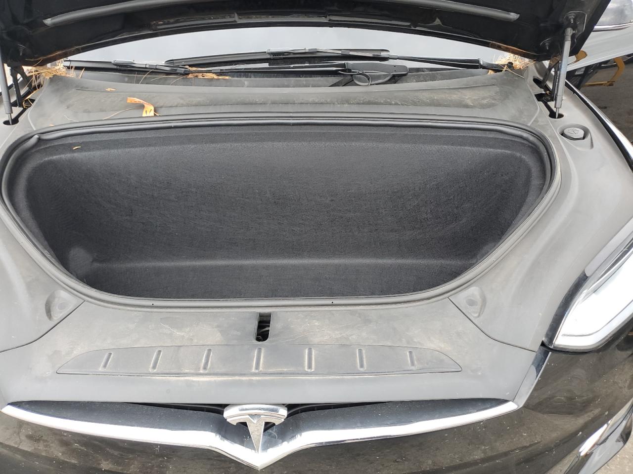 2019 Tesla Model X VIN: 5YJXCBE21KF149615 Lot: 82569755