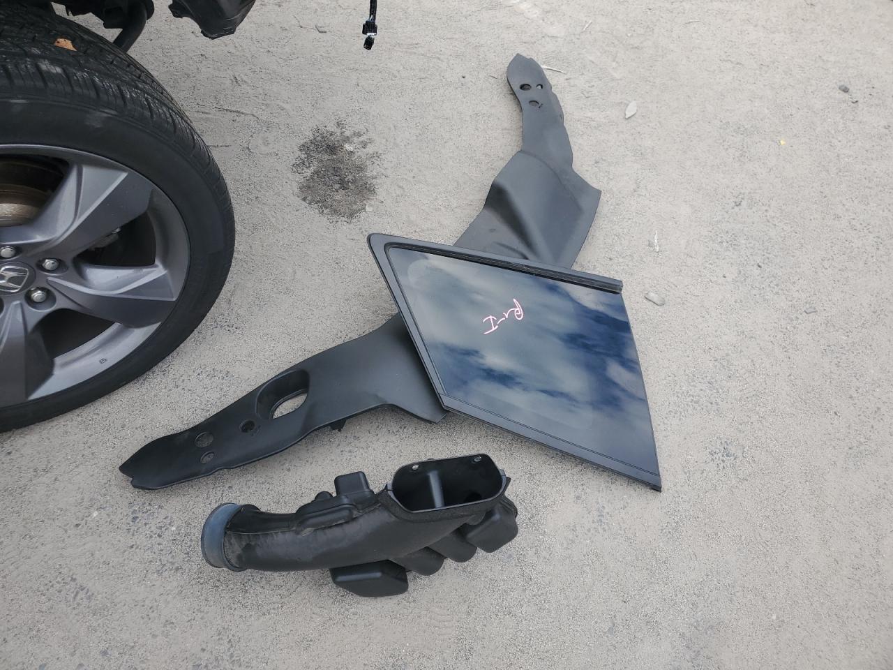 2019 Honda Passport Touring VIN: 5FNYF8H90KB021017 Lot: 86082525