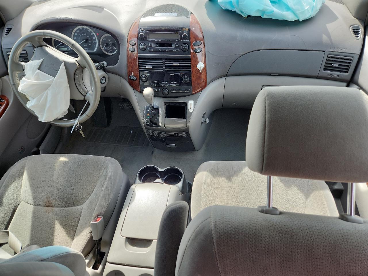 2004 Toyota Sienna Xle VIN: 5TDZA22C04S067742 Lot: 84646985