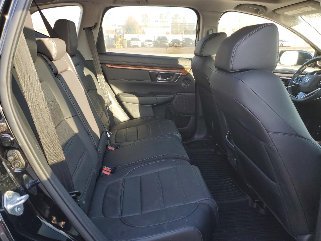 2022 Honda Cr-V Touring VIN: 2HKRW2H90NH631457 Lot: 81121975