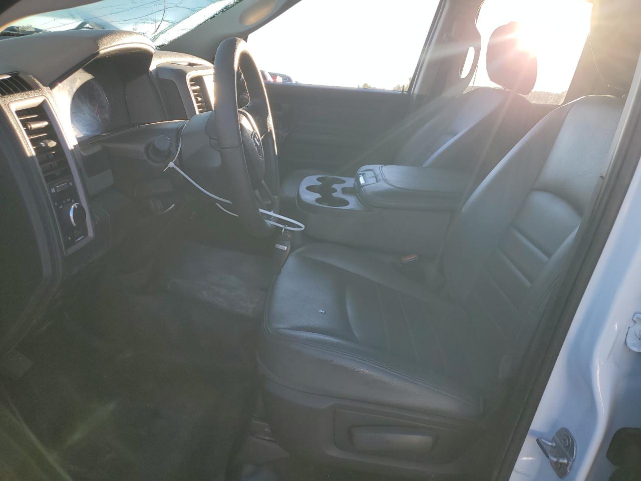 2018 Ram 1500 St VIN: 1C6RR7FGXJS282333 Lot: 82351385