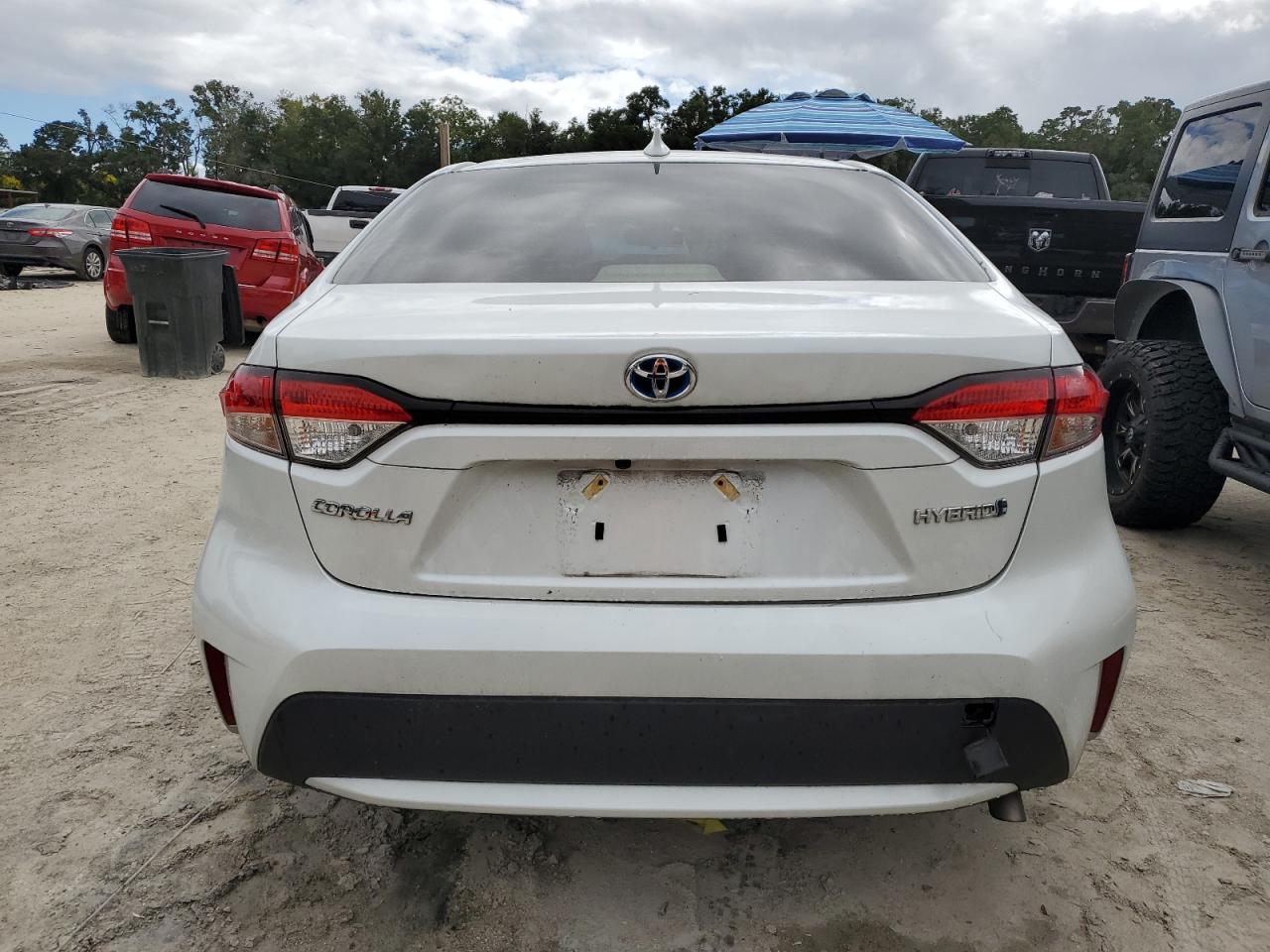 2022 Toyota Corolla Le VIN: JTDEAMDE0N3004359 Lot: 82209425