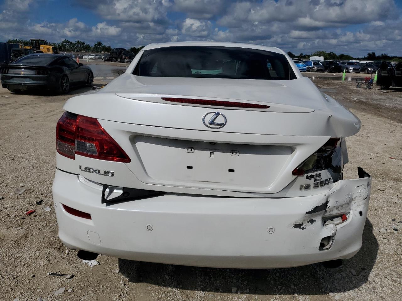 2010 Lexus Is 250 VIN: JTHFF2C23A2512695 Lot: 82228725