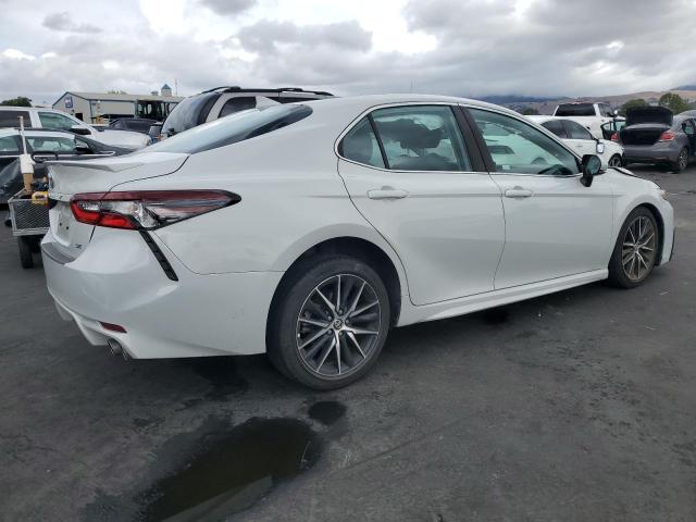  TOYOTA CAMRY 2023 Серый