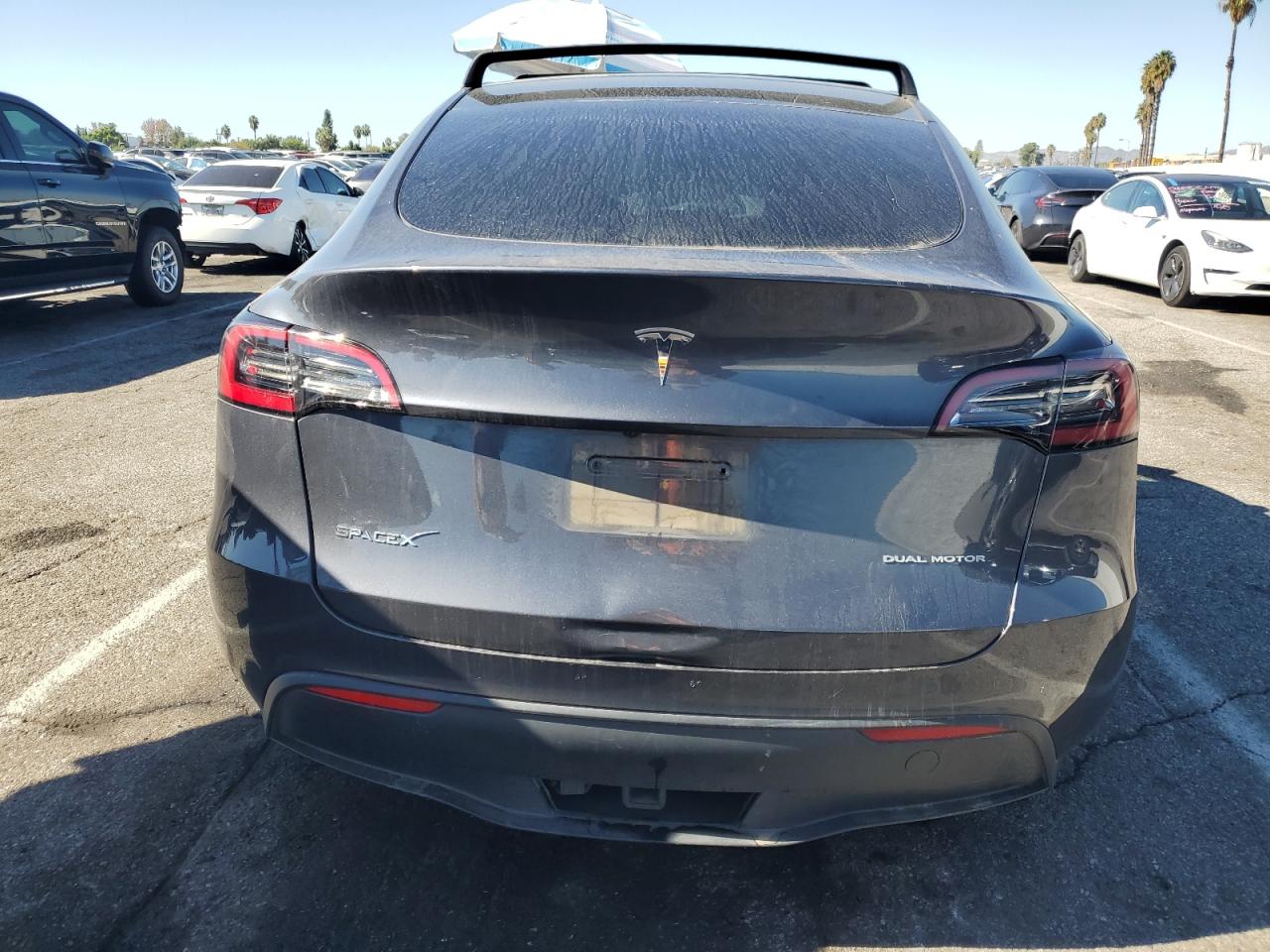 2023 Tesla Model Y VIN: 7SAYGDEE9PA085054 Lot: 90230175
