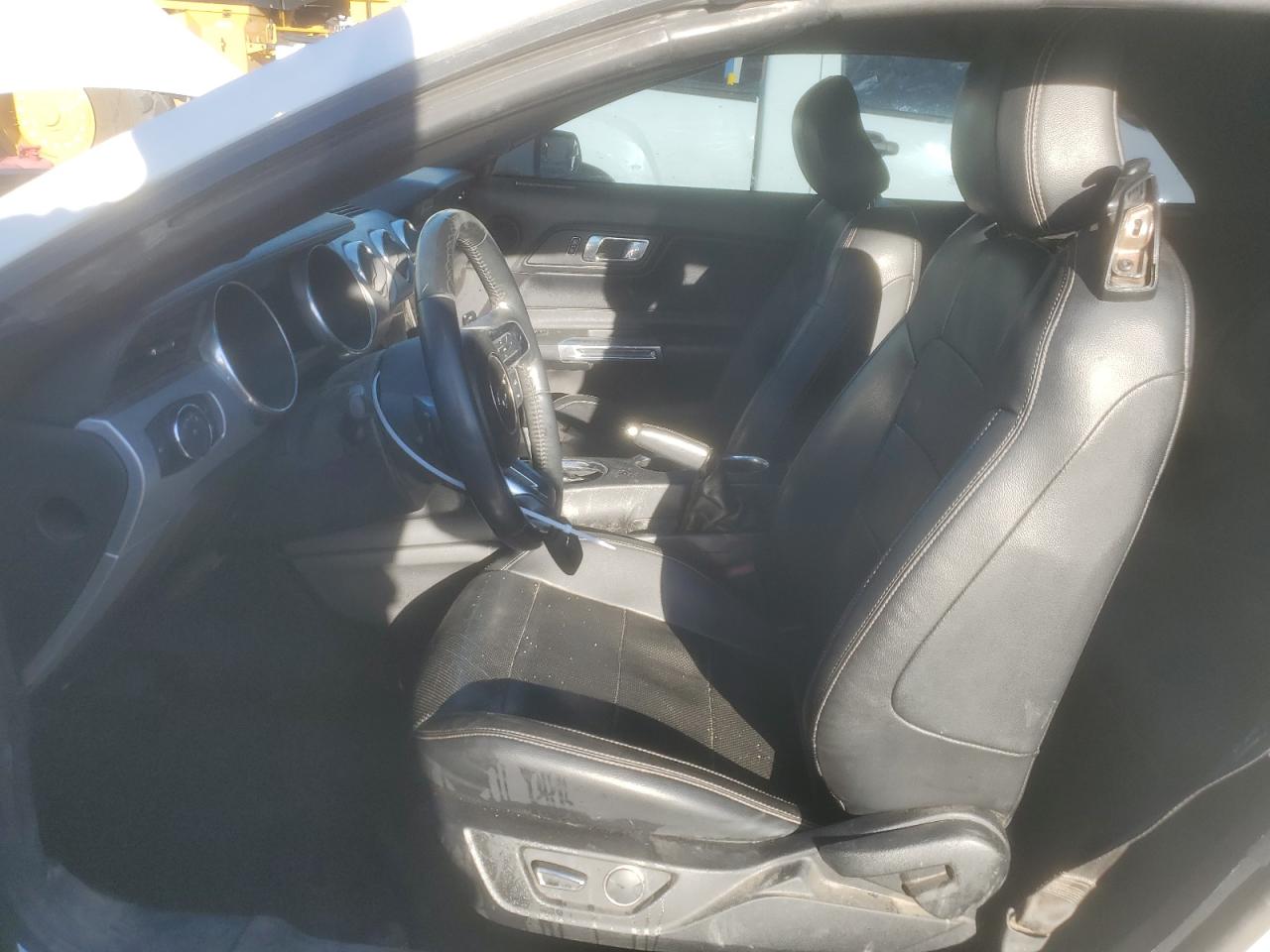 2018 Ford Mustang VIN: 1FATP8UH9J5111390 Lot: 85526625