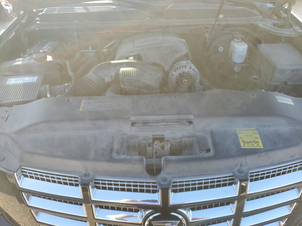 2008 Cadillac Escalade Esv VIN: 1GYFK66808R125991 Lot: 90299865