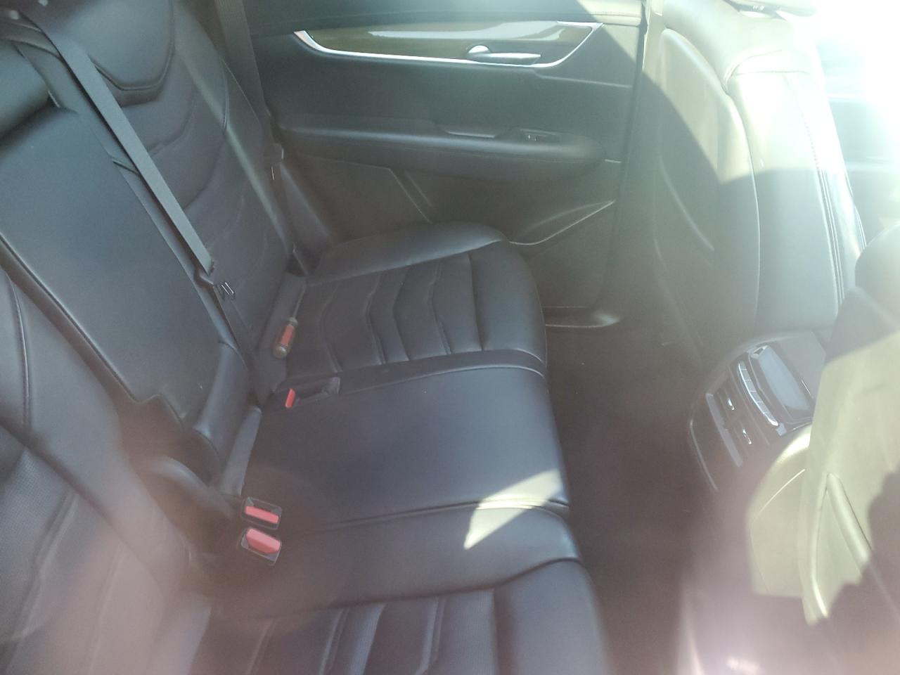 2017 Cadillac Xt5 Platinum VIN: 1GYKNFRS7HZ326350 Lot: 86239925