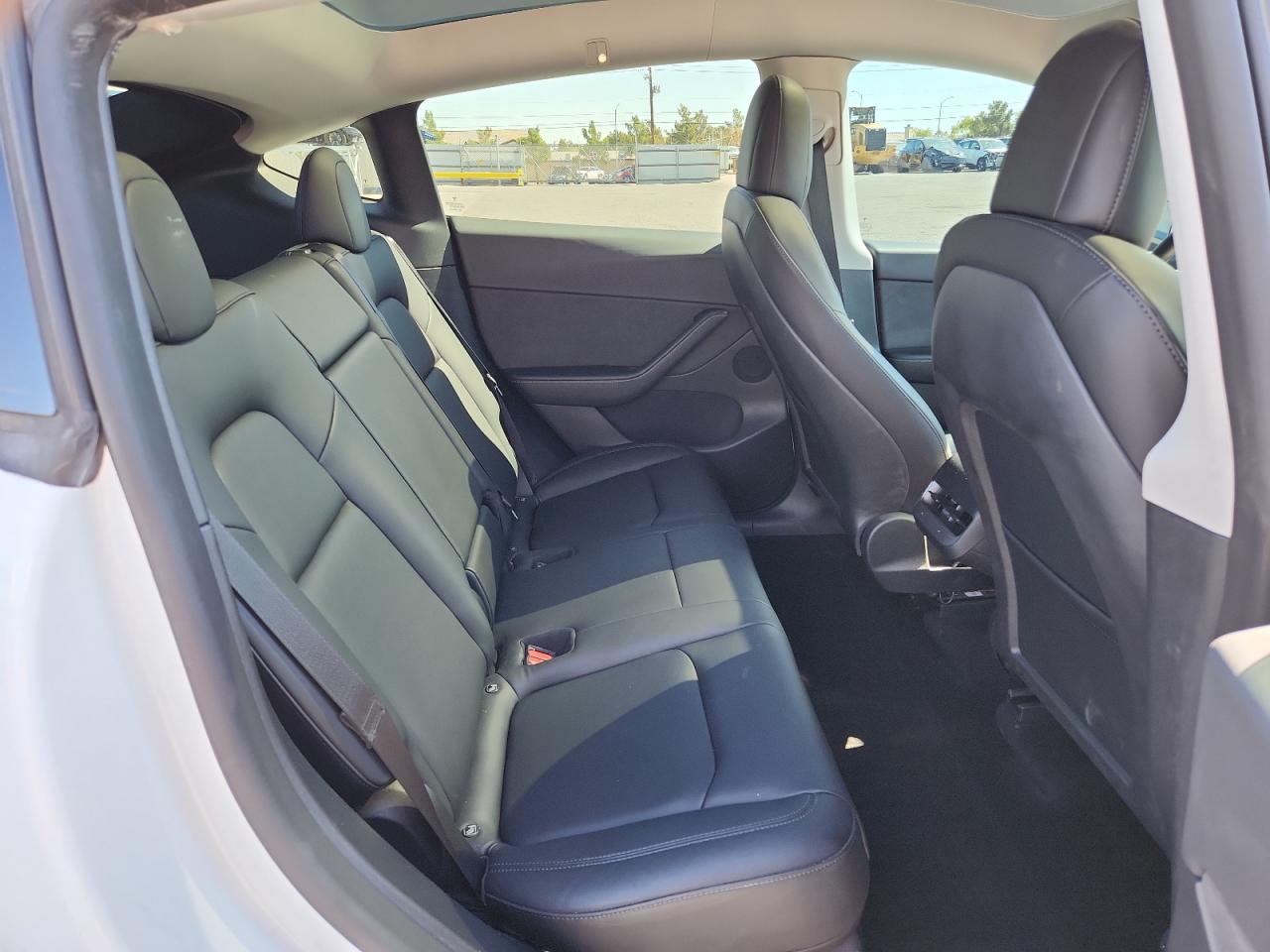 2022 Tesla Model Y VIN: 7SAYGDEE5NF459904 Lot: 82287125