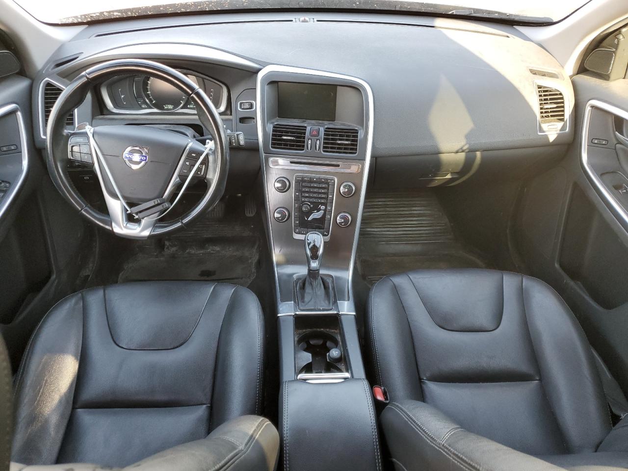 2015 Volvo Xc60 T6 Premier+ VIN: YV4902RCXF2612250 Lot: 85667155