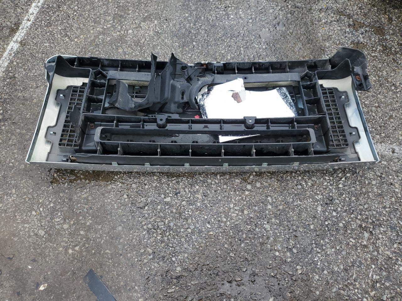 2013 Ford Econoline E350 Super Duty Wagon VIN: 1FBNE3BL3DDA04675 Lot: 85309555