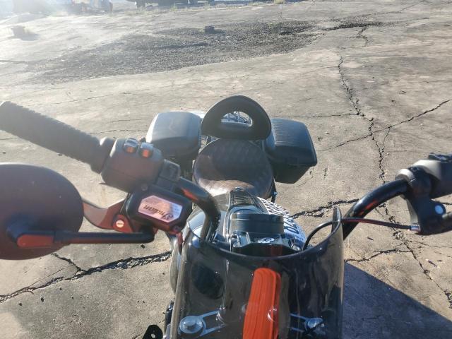 2024 INDIAN MOTORCYCLE CO. SPORT CHIEF   