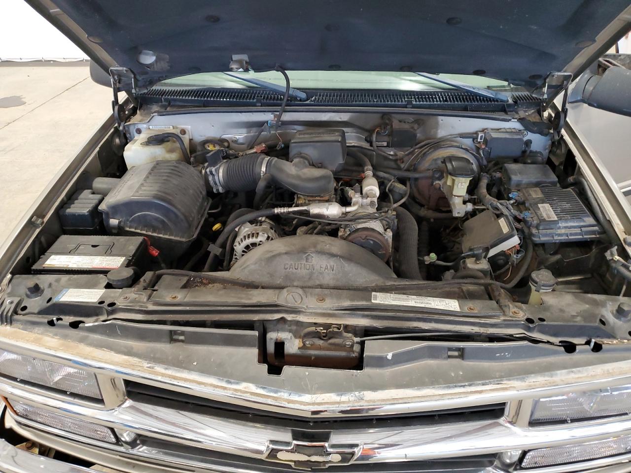 1999 Chevrolet Tahoe K1500 VIN: 1GNEK13R4XJ388281 Lot: 81971225