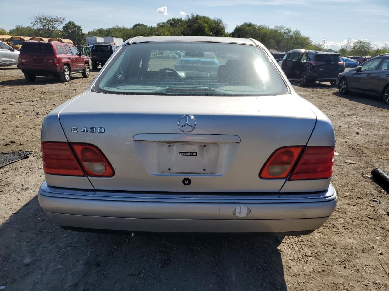 1999 Mercedes-Benz E 430 VIN: WDBJF70H1XA731167 Lot: 84760985