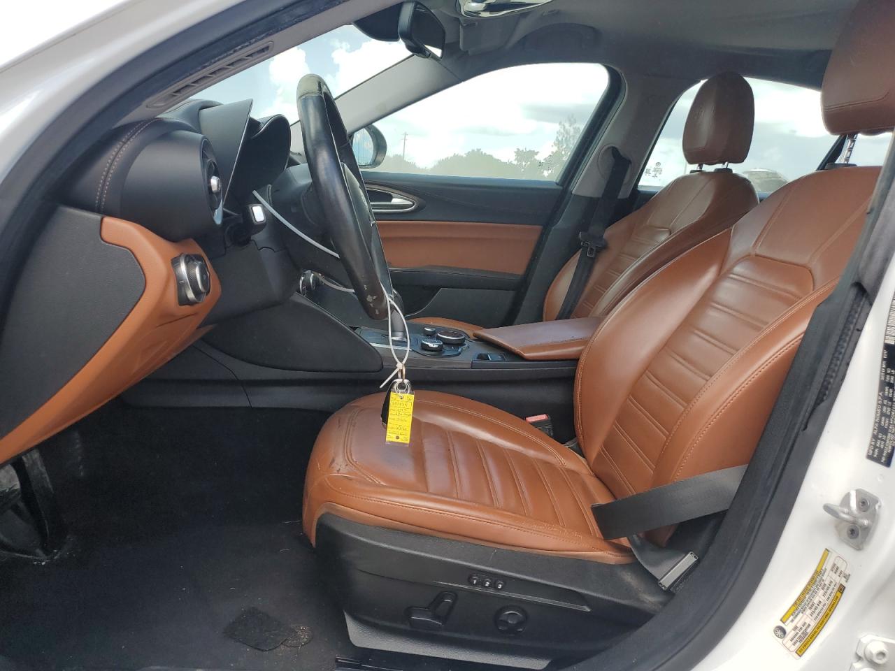 2017 Alfa Romeo Giulia Ti VIN: ZARFAECN6H7537170 Lot: 84471665