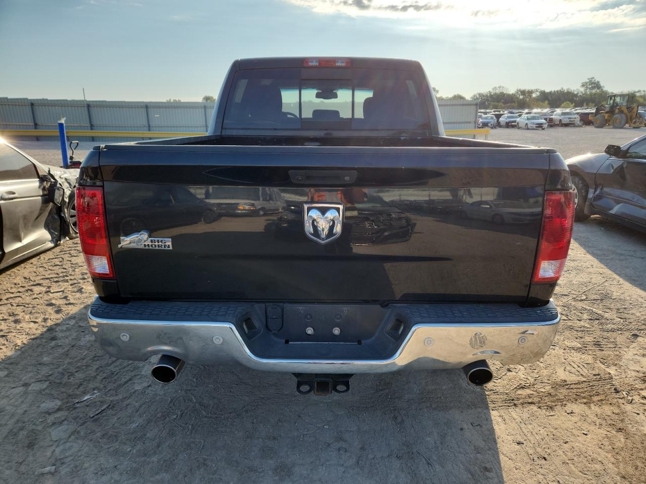 2016 Ram 1500 Slt VIN: 3C6RR6LT7GG321990 Lot: 81875675