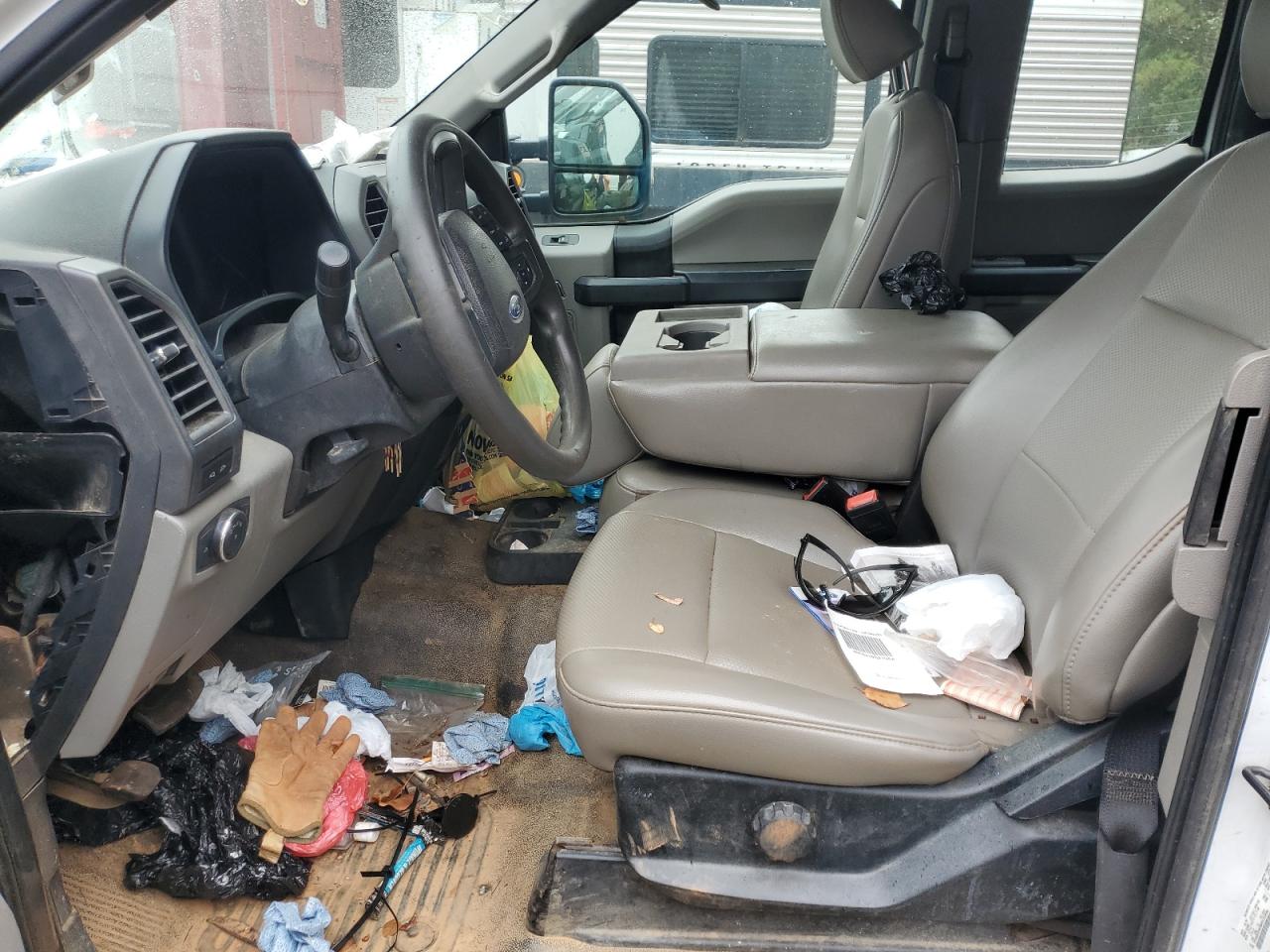 2021 Ford F350 Super Duty Utility / Service Truck VIN: 1FD8X3H65MEC22899 Lot: 90219505